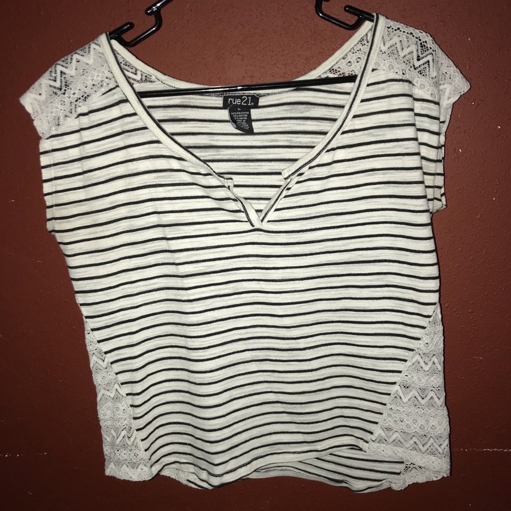 Black & White Stripped Tee